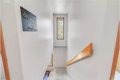 19500 SW Alderwood Ct, Beaverton, OR 97003 - Photo 23