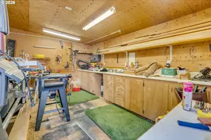 19500 SW Alderwood Ct, Beaverton, OR 97003 - Photo 41