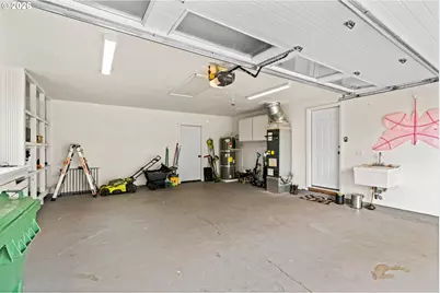 855 Calvin St, Eugene, OR 97401 - Photo 23