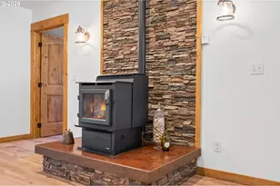 4500 Hart Rd, Dallas, OR 97338 - Photo 11