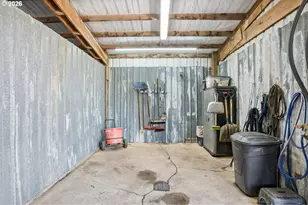 4500 Hart Rd, Dallas, OR 97338 - Photo 31