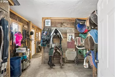 4500 Hart Rd, Dallas, OR 97338 - Photo 37