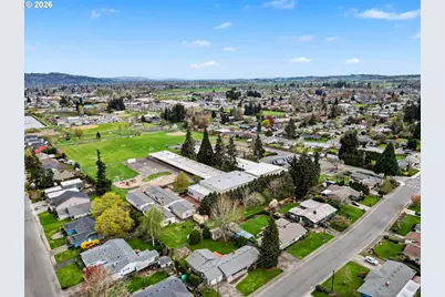 555 Sacre Ln, Monmouth, OR 97361 - Photo 3