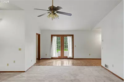 555 Sacre Ln, Monmouth, OR 97361 - Photo 17