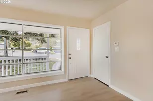 10244 SW 40th Ave, Portland, OR 97219 - Photo 5