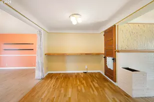 1666 Evergreen Dr, Eugene, OR 97404 - Photo 15