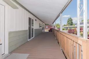 21016 SE Stark St, Gresham, OR 97030 - Photo 9