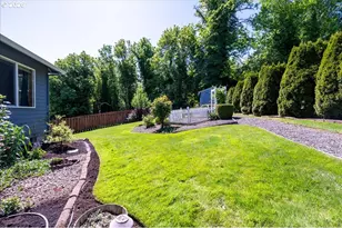 1615 7th St, Columbia City, OR 97018 - Photo 35