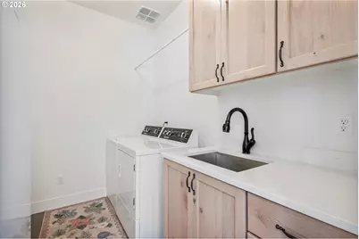 1013 N Bodine Rd, Kelso, WA 98626 - Photo 19