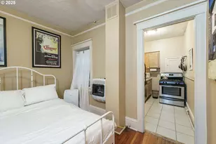 2109 NW Irving St, Portland, OR 97210 - Photo 21