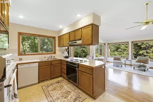 4719 Westwood Dr, Hood River, OR 97031 - Photo 33