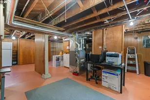 2621 SE 81st Ave, Portland, OR 97206 - Photo 31