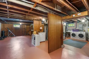 2621 SE 81st Ave, Portland, OR 97206 - Photo 29