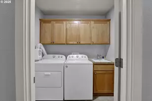 2170 Bobcat Ave SW, Albany, OR 97321 - Photo 27