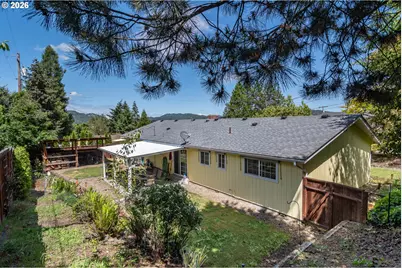 956 W Pilger St, Roseburg, OR 97471 - Photo 29