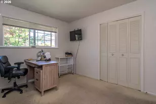 956 W Pilger St, Roseburg, OR 97471 - Photo 21