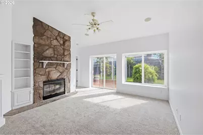 730 N 9th St, Harrisburg, OR 97446 - Photo 13