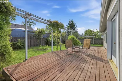 730 N 9th St, Harrisburg, OR 97446 - Photo 37