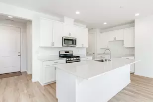 941 NW 178th Wy, Ridgefield, WA 98642 - Photo 3