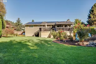 2074 SE Linden Pl, Gresham, OR 97080 - Photo 33