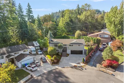 2074 SE Linden Pl, Gresham, OR 97080 - Photo 3