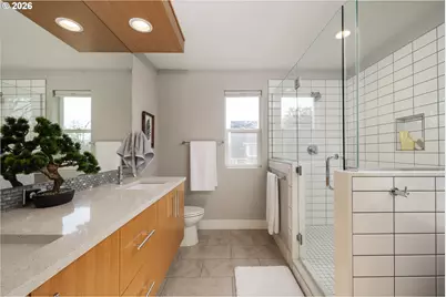 6520 NE Grand Ave, Portland, OR 97211 - Photo 33