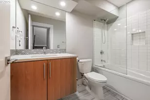 6520 NE Grand Ave, Portland, OR 97211 - Photo 45