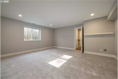 6520 NE Grand Ave, Portland, OR 97211 - Photo 43