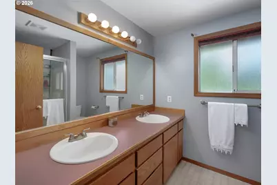 5137 NE Stable Dr, Hillsboro, OR 97124 - Photo 21