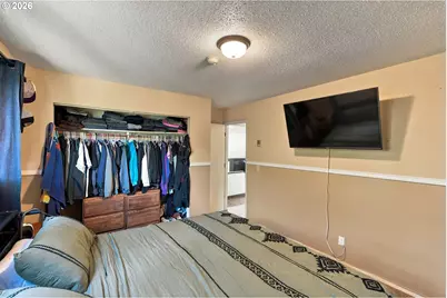900 Oakway Dr, Coos Bay, OR 97420 - Photo 17
