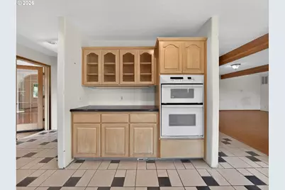 73028 Puckett Ln, Rainier, OR 97048 - Photo 13