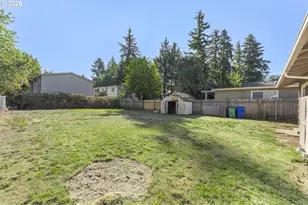 32 SE 126th Ave, Portland, OR 97233 - Photo 17