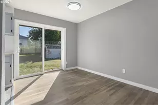 32 SE 126th Ave, Portland, OR 97233 - Photo 11