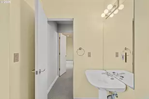 14400 Uplands Dr, Lake Oswego, OR 97034 - Photo 37