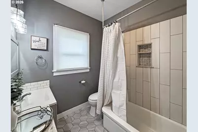 355 24th St, Salem, OR 97301 - Photo 11