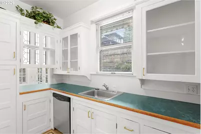 2936 SE Taylor St, Portland, OR 97214 - Photo 15