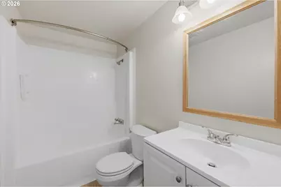 15864 Green Forest Rd, La Pine, OR 97739 - Photo 3