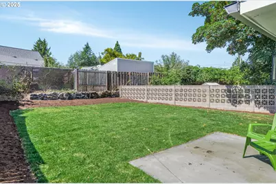 414 Pleasant Ave, Oregon City, OR 97045 - Photo 25