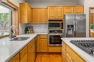 1311 Victorian Way, Eugene, OR 97401 - Photo 15