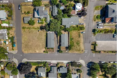 308 E Humboldt St, Bingen, WA 98605 - Photo 31