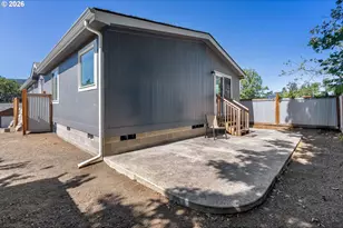 308 E Humboldt St, Bingen, WA 98605 - Photo 27