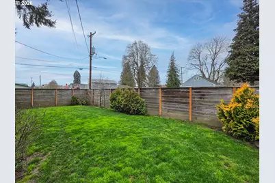1214 N Clark St, Cornelius, OR 97113 - Photo 29