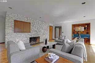 330 NW Royal Blvd, Portland, OR 97210 - Photo 9