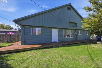 121 W C St, Springfield, OR 97477 - Photo 39