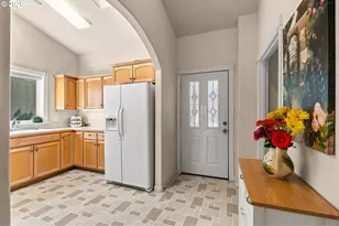 3681 Colony Oaks Dr, Eugene, OR 97405 - Photo 5