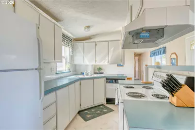 2801 SW Houtama Rd #37, Pendleton, OR 97801 - Photo 9