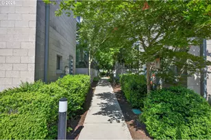 2144 NW 16th Ave, Portland, OR 97209 - Photo 33