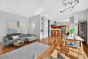 2144 NW 16th Ave, Portland, OR 97209 - Photo 11