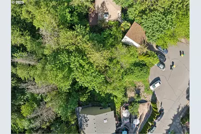 9825 SW Ventura Ct, Tigard, OR 97223 - Photo 5