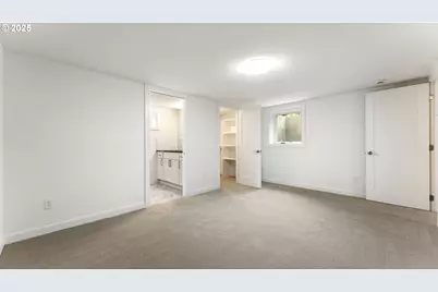1838 NE 65th Ave, Portland, OR 97213 - Photo 25
